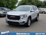 Used 2022 GMC Terrain SLE w/ Driver Convenience Package image 2