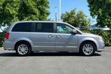 Used 2016 Dodge Grand Caravan SXT w/ Rear Park Assist Package image 3