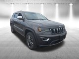 Used 2017 Jeep Grand Cherokee Limited w/ Luxury Group II image 2