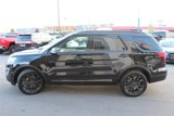 Used 2017 Ford Explorer XLT image 4