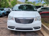 Used 2015 Chrysler Town & Country Touring image 2