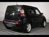 Used 2011 Kia Soul + image 2