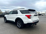 Used 2022 Ford Explorer XLT w/ Equipment Group 202A image 4
