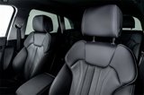Used 2024 Audi Q5 e Premium w/ Convenience Package image 3