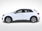 Used 2024 Audi Q3 2.0T Premium w/ Convenience Package image 2