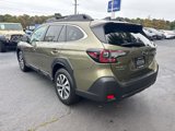 Used 2023 Subaru Outback Premium image 5