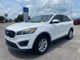 Used 2017 Kia Sorento LX w/ LX Convenience Package image 5