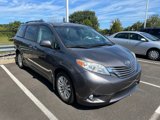 Used 2017 Toyota Sienna XLE image 2