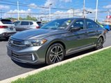 Used 2024 Volkswagen Jetta Sport image 3