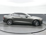 Used 2022 Volvo S60 B5 Inscription image 2