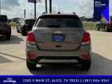 Used 2022 Chevrolet Trax LT w/ LT Convenience Package image 3