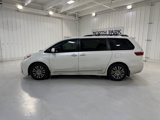 Used 2019 Toyota Sienna L image 2