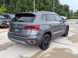 Used 2022 Volkswagen Taos SE image 5
