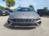 New 2024 Hyundai Elantra SEL image 2
