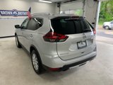Used 2018 Nissan Rogue SV image 4