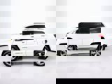 Used 2015 Jeep Grand Cherokee Overland image 3