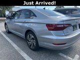 Used 2021 Volkswagen Jetta SEL image 3