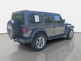 Used 2018 Jeep Wrangler Unlimited Sahara image 5