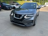 Used 2018 Nissan Rogue SV image 4