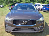 Used 2022 Volvo XC60 B5 Momentum w/ Climate Package image 2