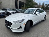 Certified 2022 Hyundai Sonata SE w/ Cargo Package image 3