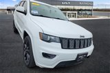 Used 2018 Jeep Grand Cherokee Altitude image 2