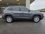 Used 2015 Jeep Cherokee Latitude image 2