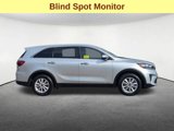 Used 2019 Kia Sorento LX image 4