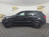 Used 2018 Jeep Grand Cherokee Laredo image 4