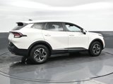 Used 2023 Kia Sportage LX image 2