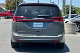 Used 2023 Chrysler Pacifica Limited image 5