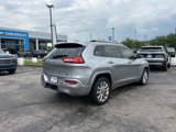 Used 2016 Jeep Cherokee Overland image 3