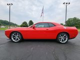 Used 2022 Dodge Challenger GT image 2
