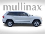 Used 2011 Jeep Grand Cherokee Laredo image 2