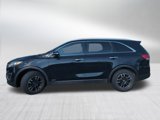 Used 2017 Kia Sorento LX w/ LX Convenience Package image 4