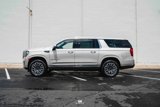 Used 2024 GMC Yukon XL Denali Ultimate image 2