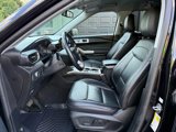 Used 2021 Ford Explorer Limited w/ Equipment Group 301A image 2