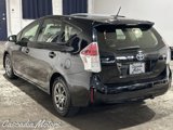 Used 2016 Toyota Prius V image 4