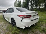 Used 2018 Toyota Camry SE image 2