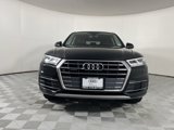 Used 2019 Audi Q5 2.0T Premium Plus w/ Premium Plus Package image 2
