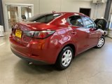 Used 2019 Toyota Yaris L image 5