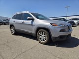 Used 2018 Jeep Cherokee Latitude image 2