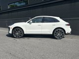 Certified 2025 Porsche Macan image 2