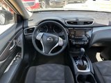 Used 2016 Nissan Rogue SV image 5