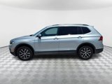 Used 2021 Volkswagen Tiguan SE w/ Panoramic Sunroof Package image 4