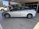 Used 2018 Toyota Prius Two image 2