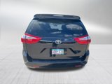 Used 2016 Toyota Sienna LE image 5