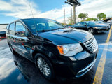 Used 2016 Chrysler Town & Country Touring-L w/ Trailer Tow Group image 6