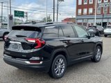 Used 2023 GMC Terrain SLT image 5