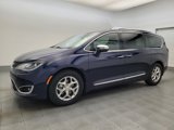 Used 2017 Chrysler Pacifica Limited w/ UConnect Theater Package image 2